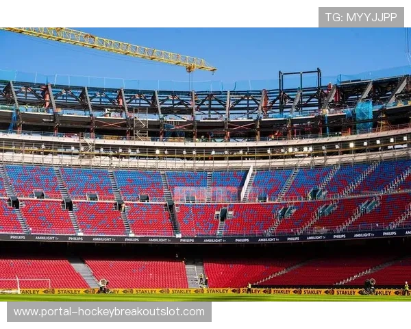 诺坎普球场天气晴朗场地条件完美，巴萨迎战马略卡占尽天时地利